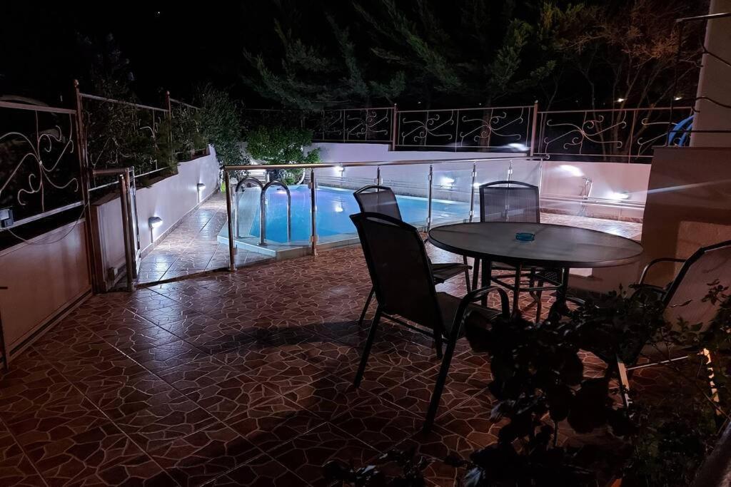 Violet Studio Με Πισίνα Volos Esterno foto