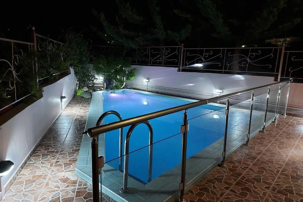 Violet Studio Με Πισίνα Volos Esterno foto